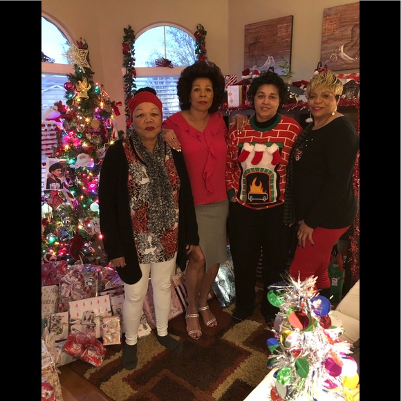 Meet your Posher, Christine - Picture 5 of 8